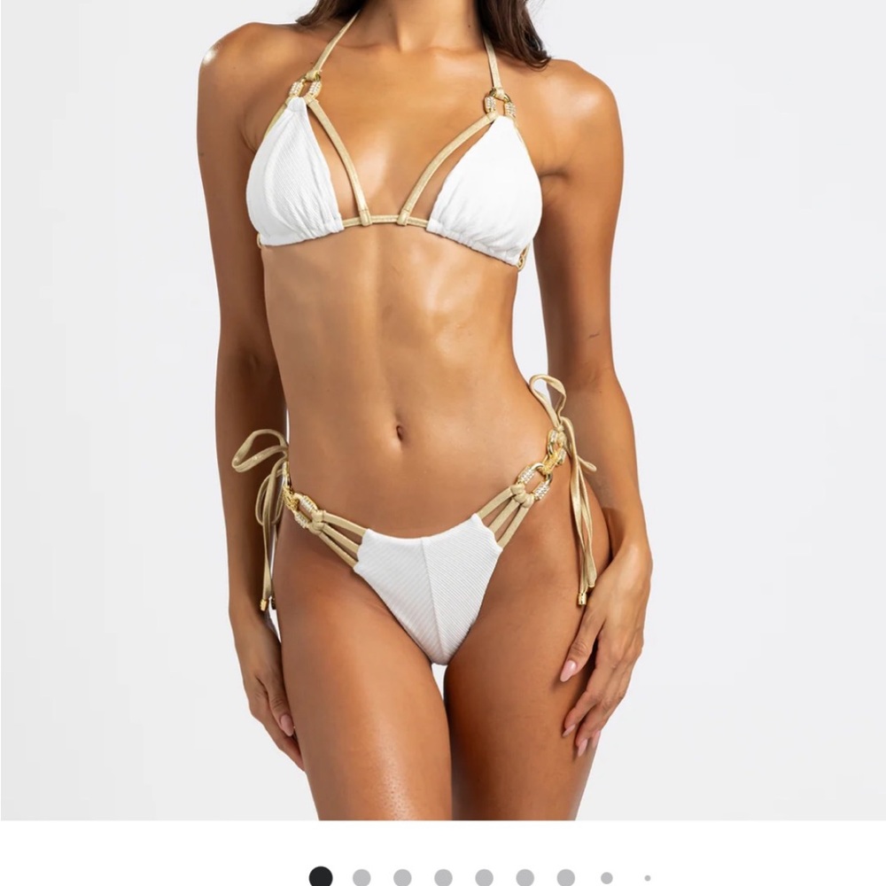 Madagascar Glam Triangle Top - White